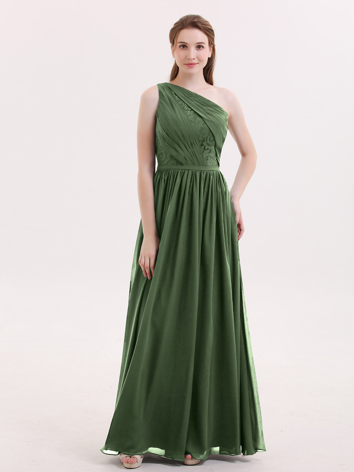 Phoenix Un Hombro Gasa Y Encaje Vestido De Dama De Honor Verde Oliva