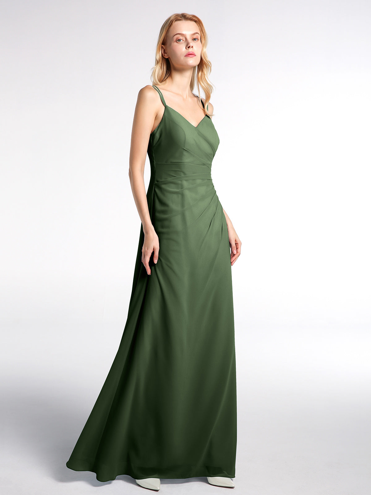 Vestido maxi de chiffon con tirantes dobles y cruzados en la espalda Verde Oliva