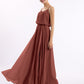 Vestidos de chiffon con tirantes finos y escote tipo scoop con abertura Terracota