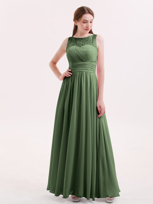 Poppy Corto Vestido De Dama De Honor Hasta La Rodilla Con Escote En V Verde Oliva Tallas Grandes