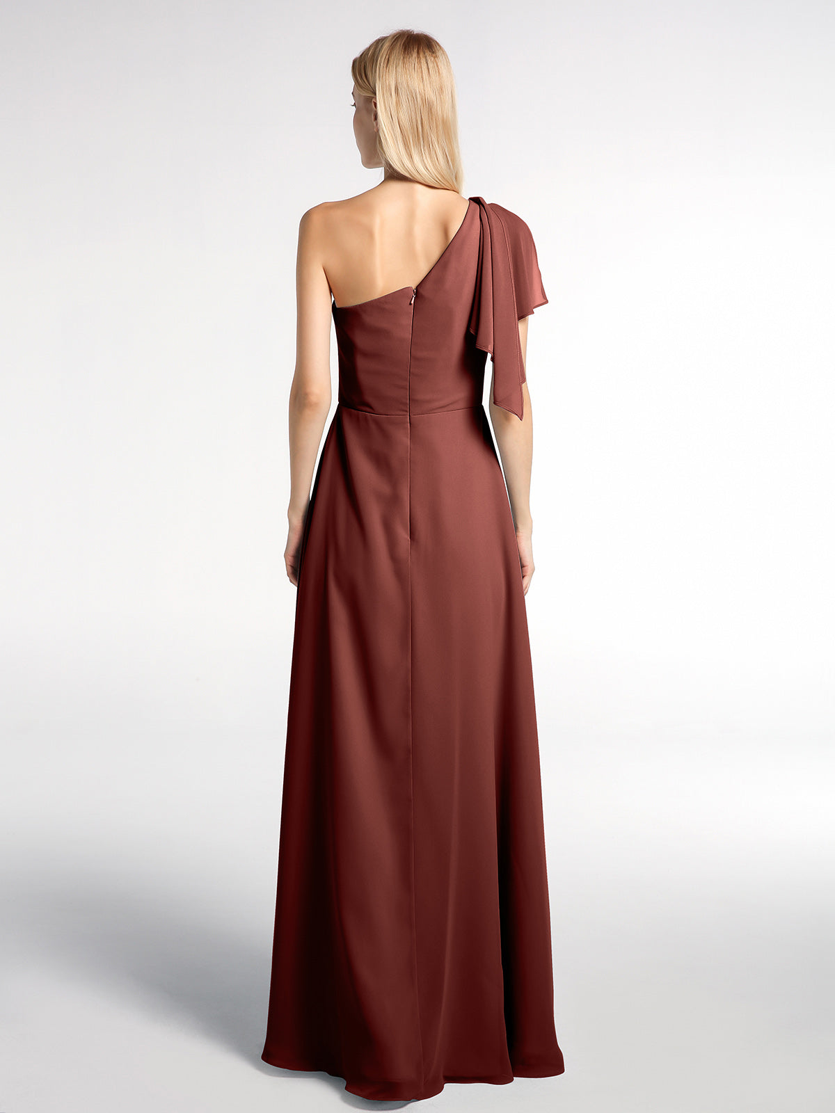 Vestido maxi de chiffon de un solo hombro con detalle en cascada Terracota Tallas Grandes