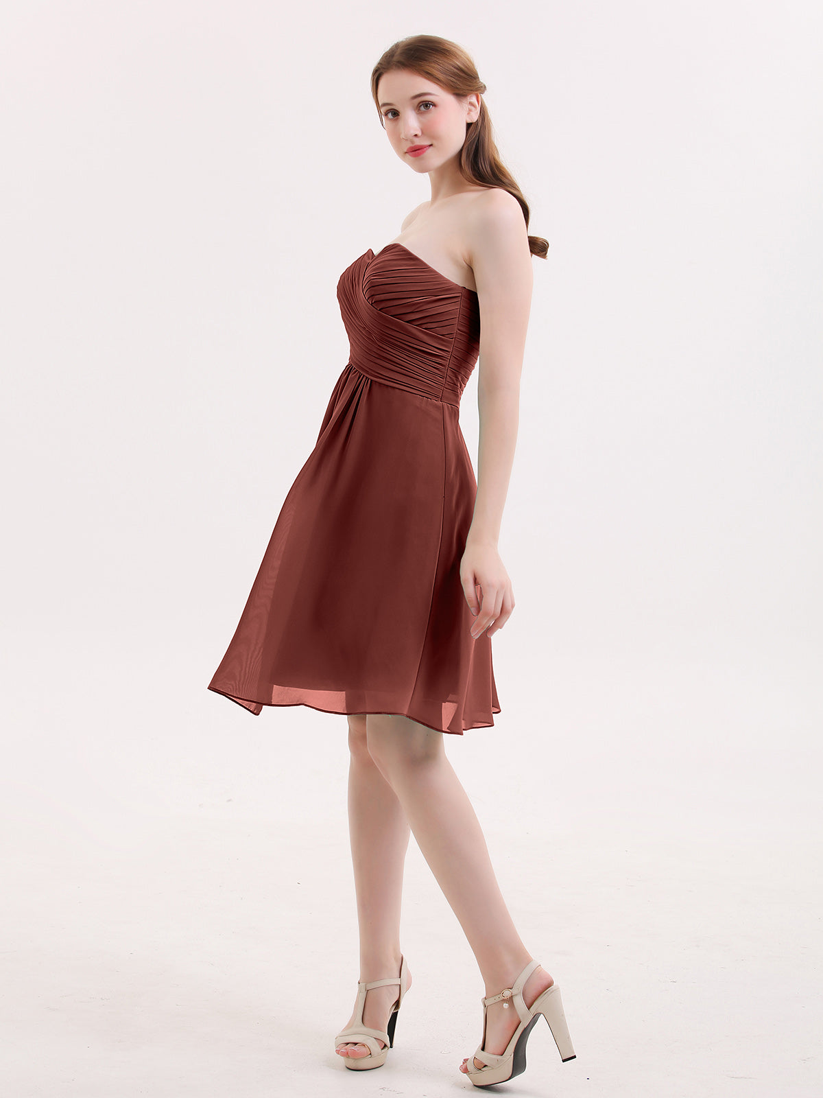 Samantha Sin Tirante Novio Corto Vestido De Dama De Honor Terracota
