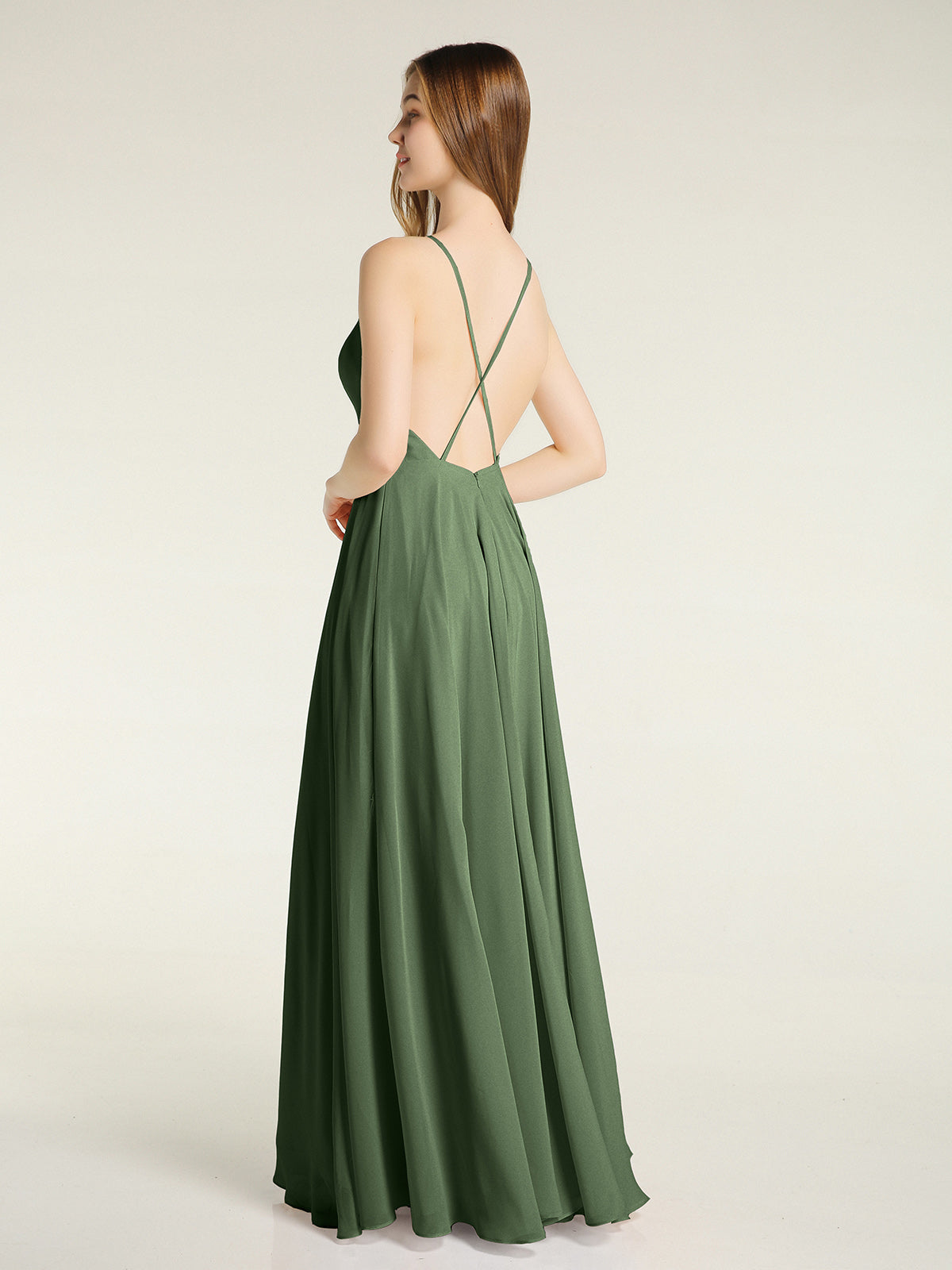 Vestidos sencillos de dama de honor de chiffon con espalda baja Verde Oliva