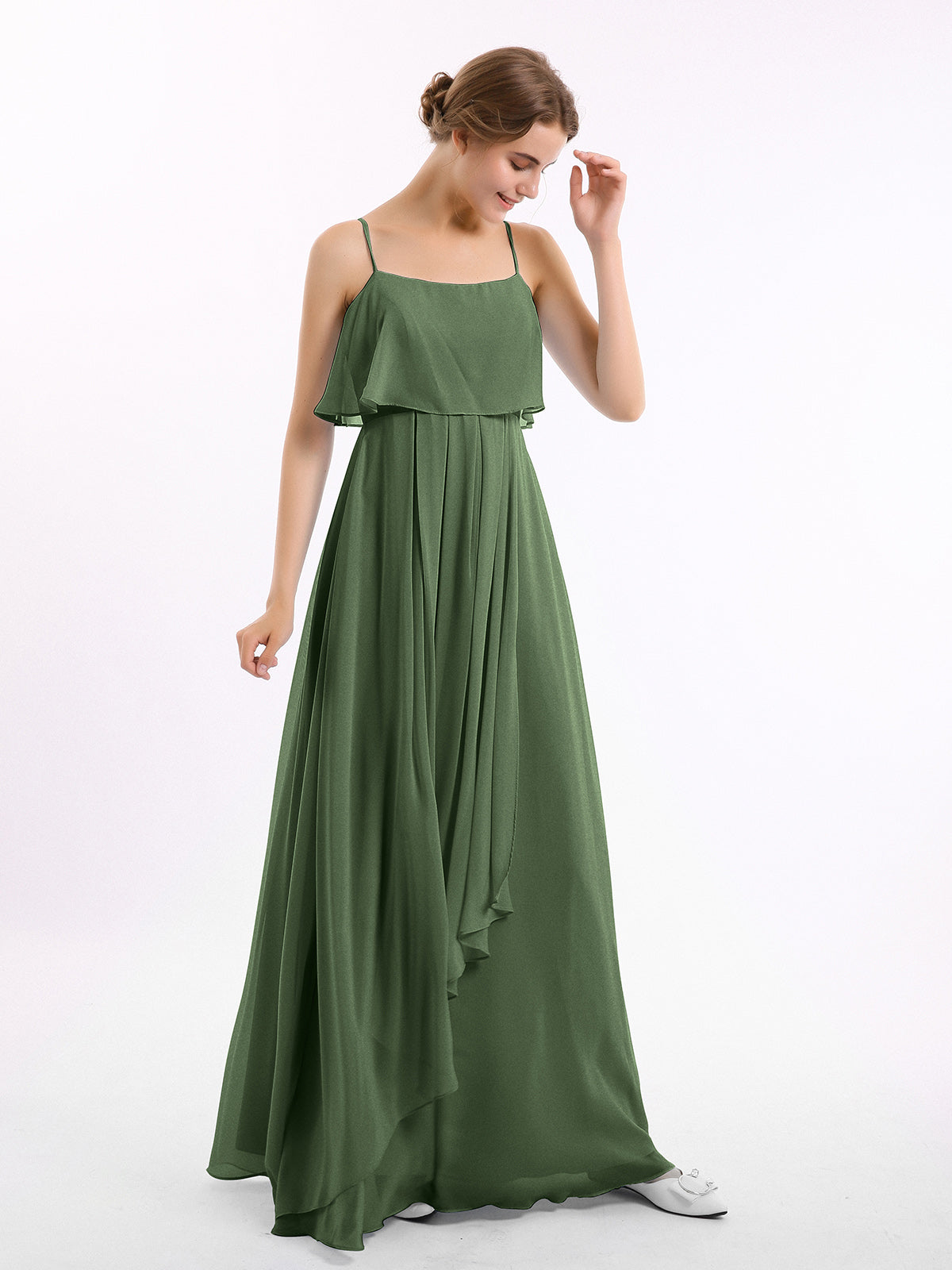Vestido de chiffon con tirantes finos y falda tipo cascada Verde Oliva Tallas Grandes