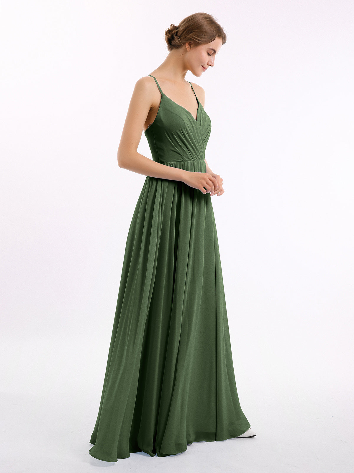 Vestidos de dama de honor de chiffon con tirantes finos y escote en V Verde Oliva Tallas Grandes