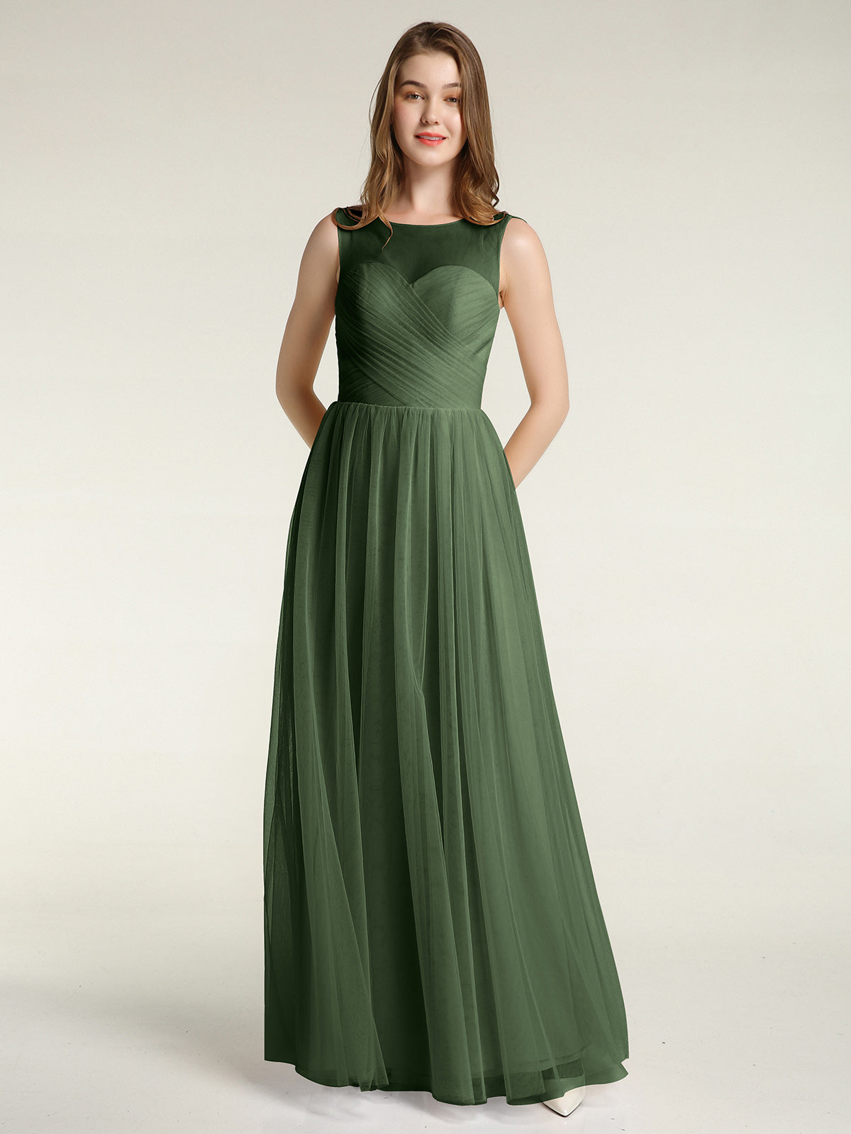 Vestidos de dama de honor de tul cruzado con escote ilusión Verde Oliva Tallas Grandes