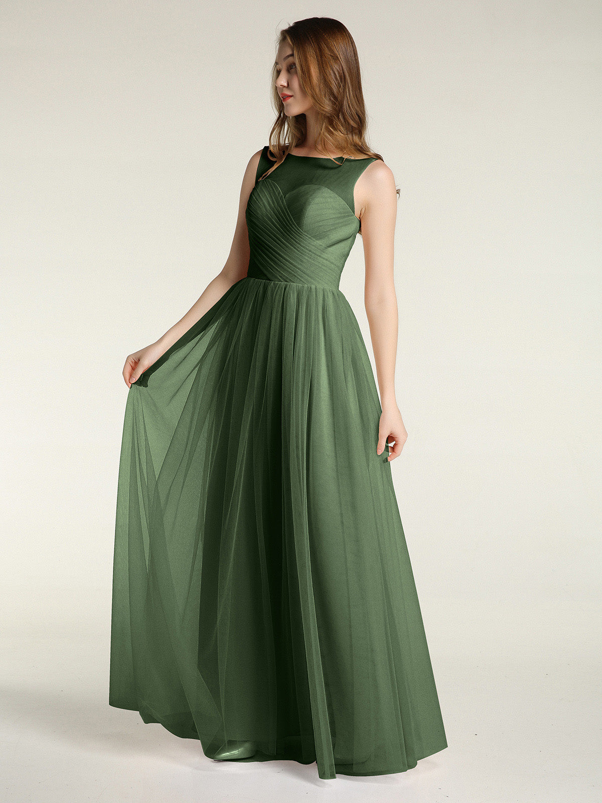 Vestidos de dama de honor de tul cruzado con escote ilusión Verde Oliva Tallas Grandes