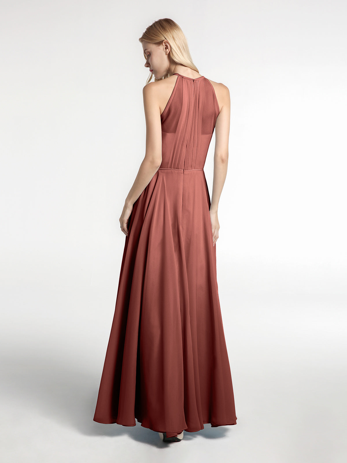 Vestido maxi de chiffon con cuello halter y falda circular Terracota