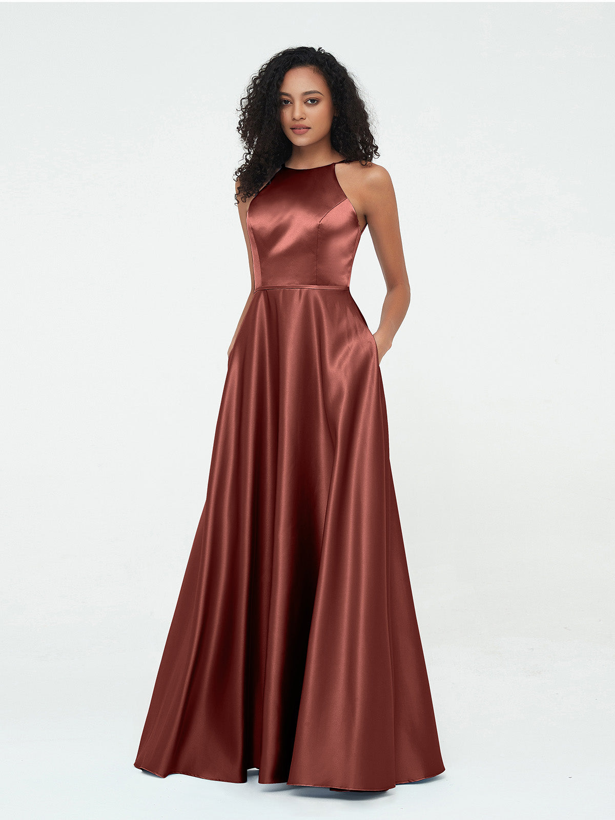 Vestidos máximos de satén estilo A-line con cuello halter y bolsillos Terracota Tallas Grandes