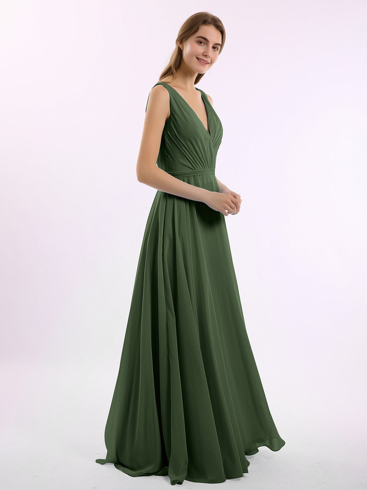 Vestidos de dama de honor de chiffon con escote en V y tirantes finos Verde Oliva