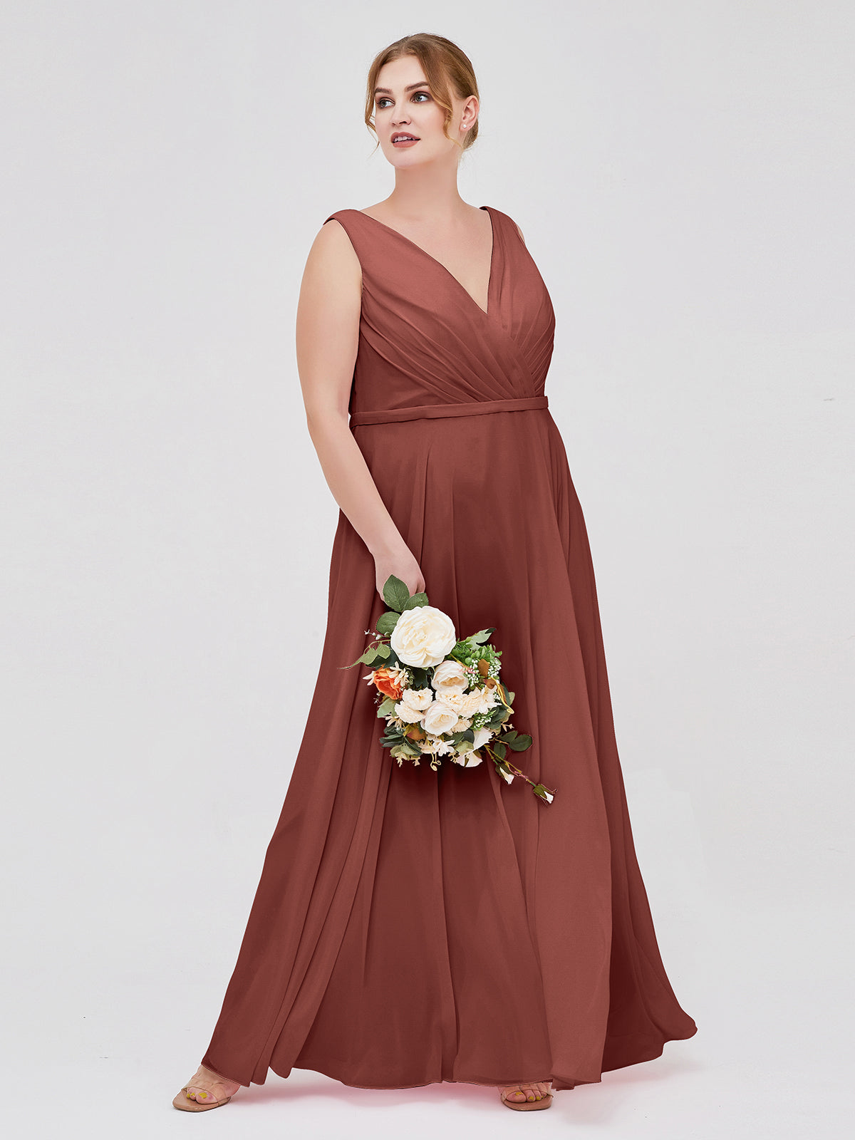 Vestidos de dama de honor de chiffon con escote en V y tirantes finos Terracota Tallas Grandes