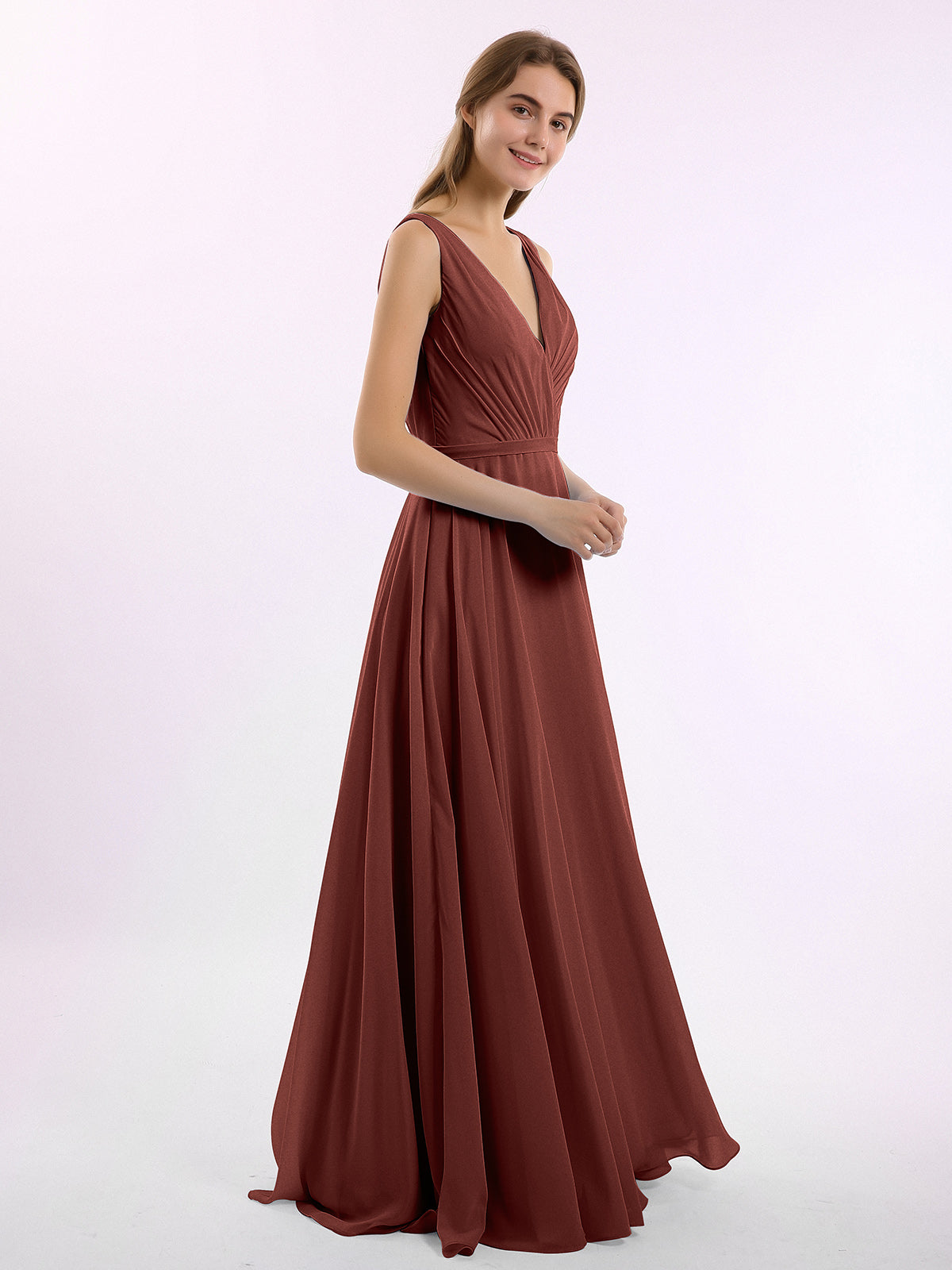 Vestidos de dama de honor de chiffon con escote en V y tirantes finos Terracota