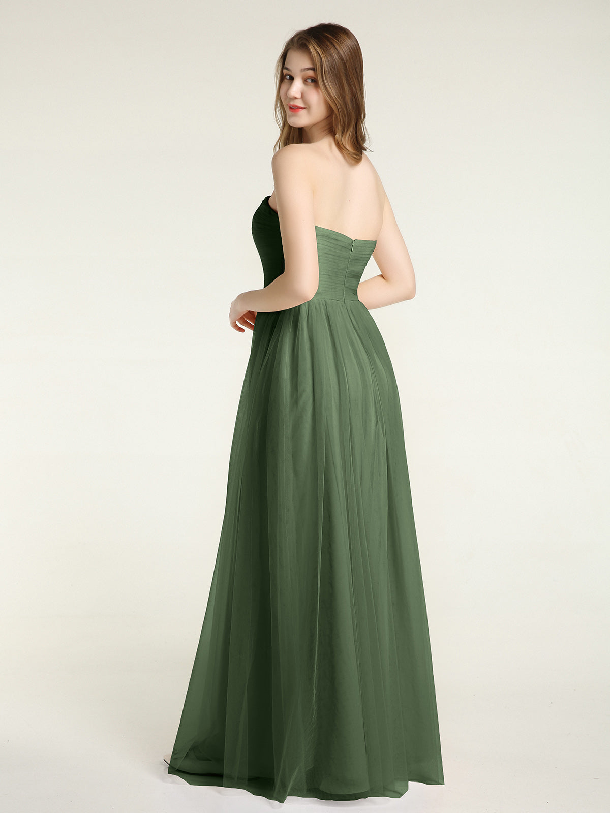 Vestidos largos de dama de honor sin tirantes con escote en corazón y falda de tul Verde Oliva Tallas Grandes