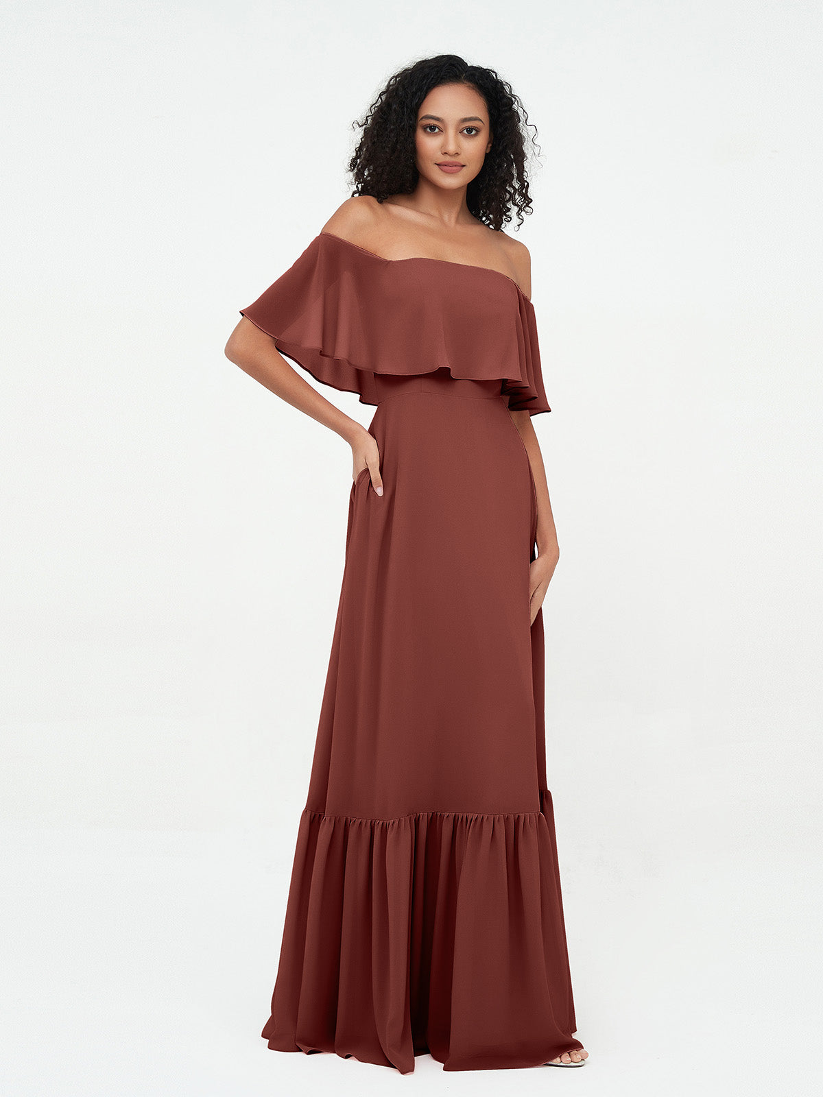 Vestidos máximos de chiffon con falda escalonada estilo off shoulder Terracota Tallas Grandes
