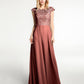 Vestido maxi de encaje y chiffon con cuello ilusión envolvente Terracota Tallas Grandes