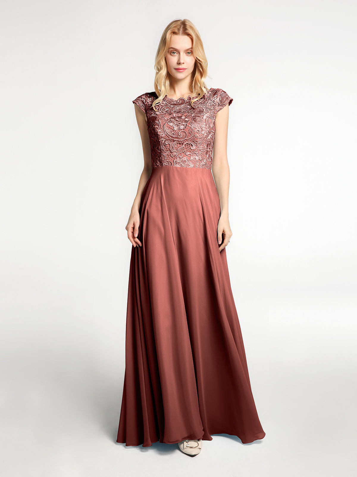 Vestido maxi de encaje y chiffon con cuello ilusión envolvente Terracota Tallas Grandes