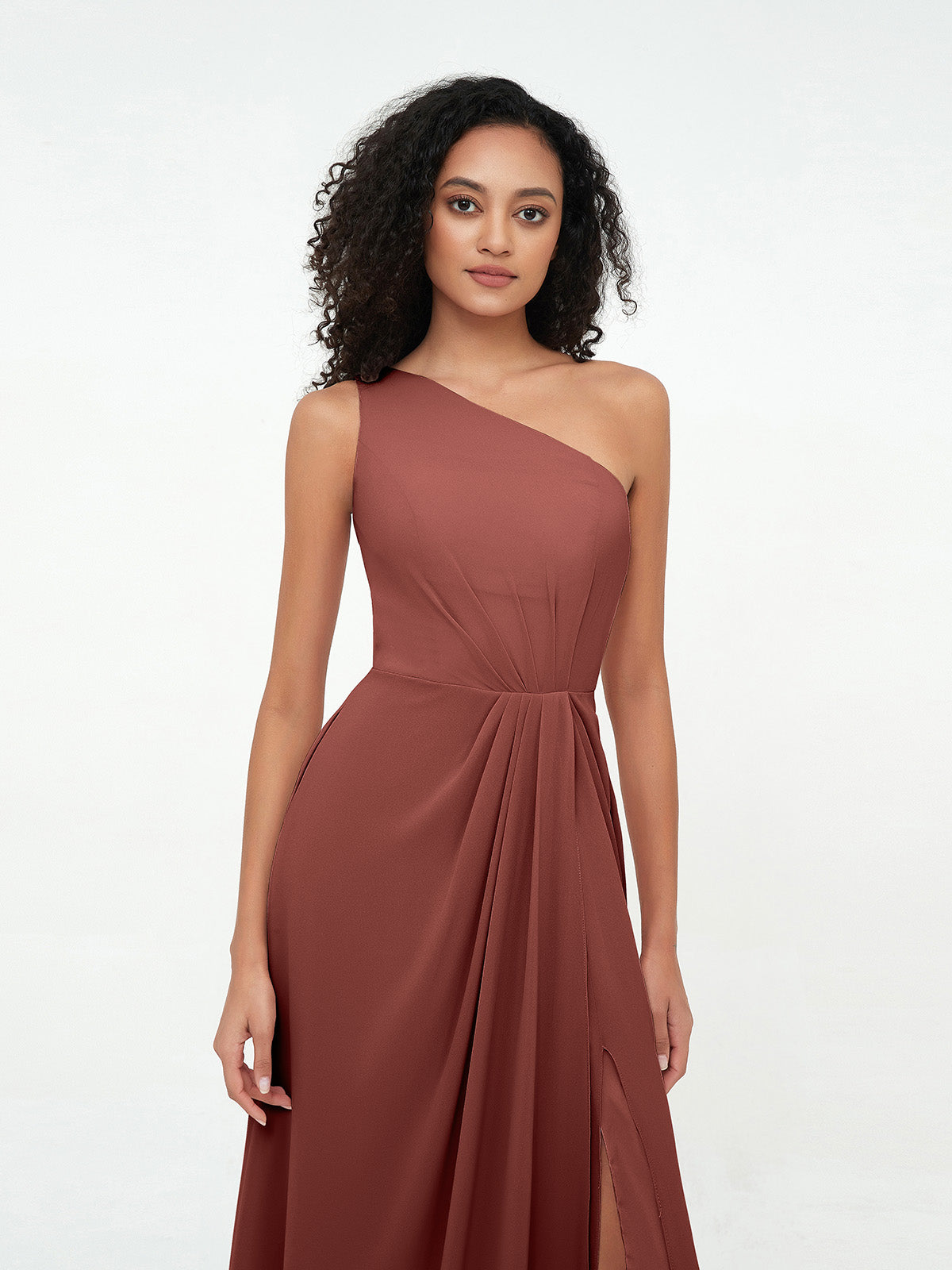 Vestidos máximos de chiffon de un solo hombro con abertura Terracota Tallas Grandes