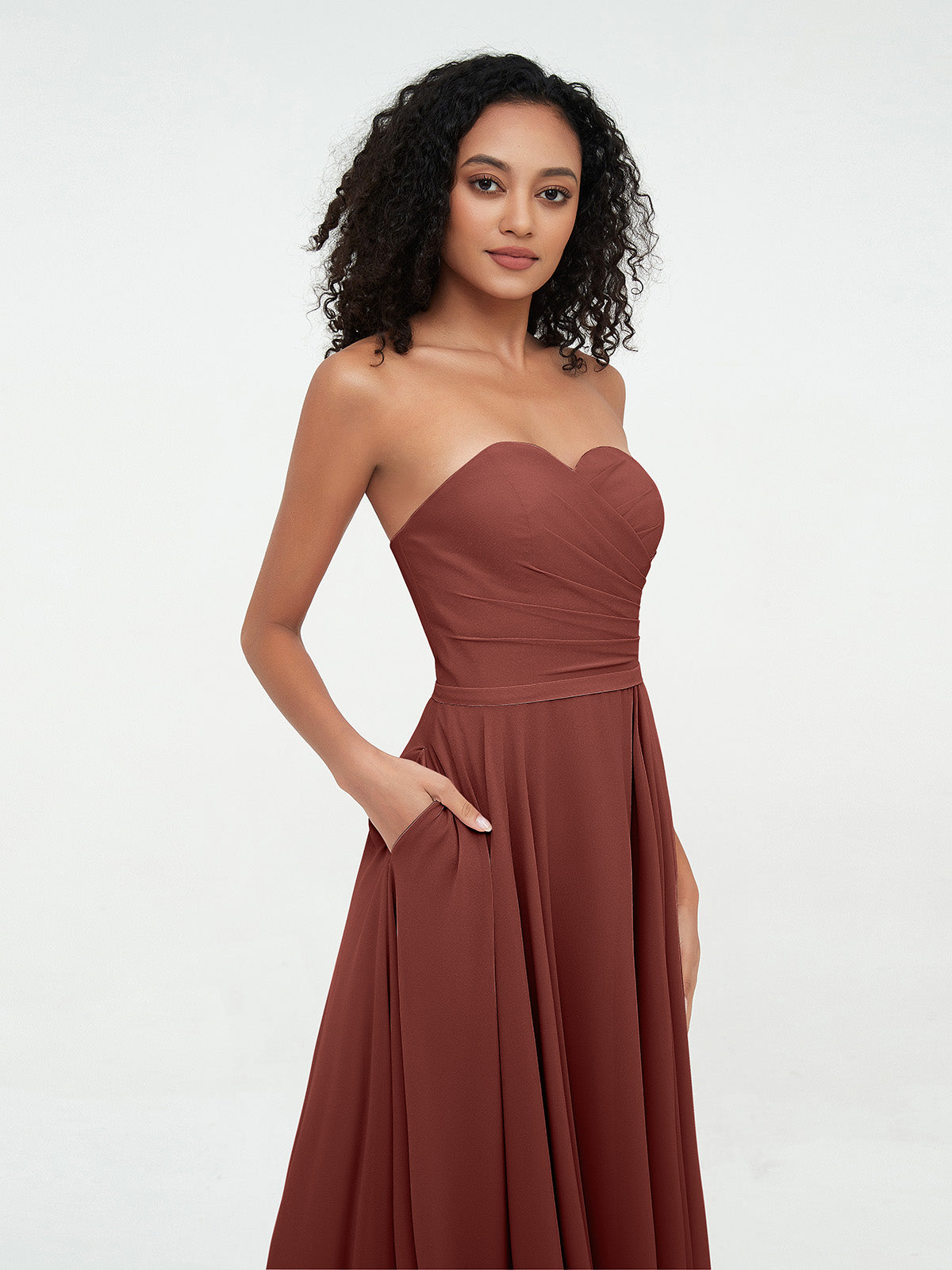 Vestidos largos de chiffon sin tirantes y escote corazón Terracota